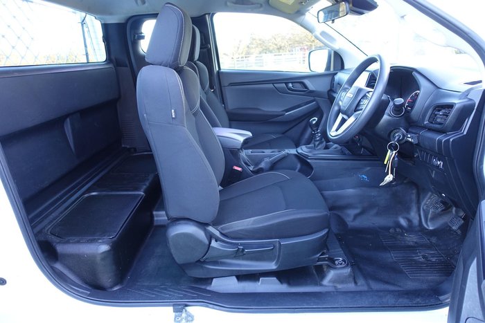 2022 Isuzu D-MAX SX MY22 4X4 Dual Range Mineral White