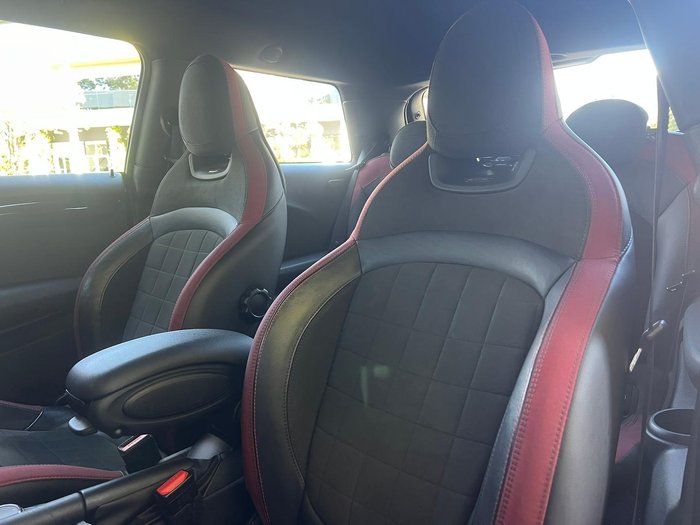 2017 MINI Hatch John Cooper Works