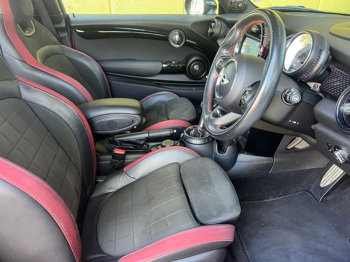 2017 MINI Hatch John Cooper Works