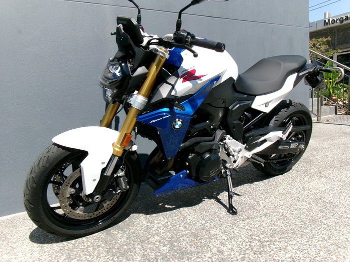 2022 BMW Motorrad F 900 R LT WHT/RACING BLU MET/RACE RED