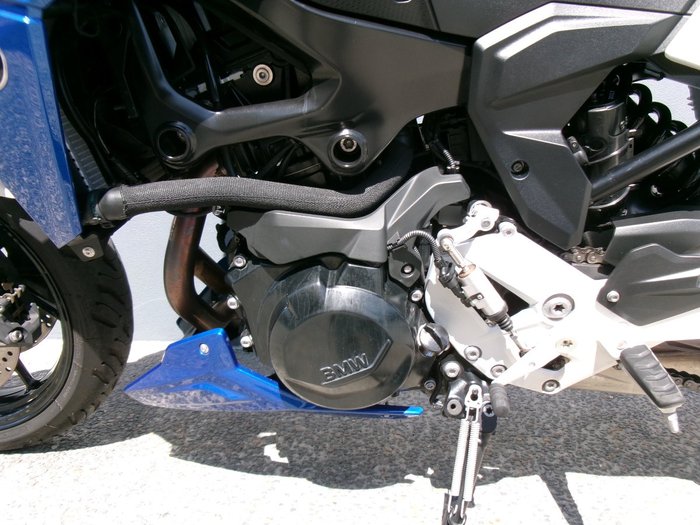 2022 BMW Motorrad F 900 R LT WHT/RACING BLU MET/RACE RED