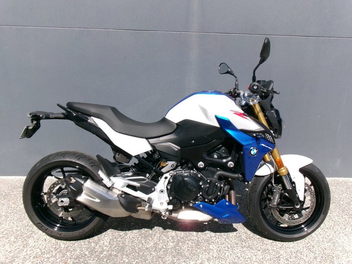 2022 BMW Motorrad F 900 R LT WHT/RACING BLU MET/RACE RED
