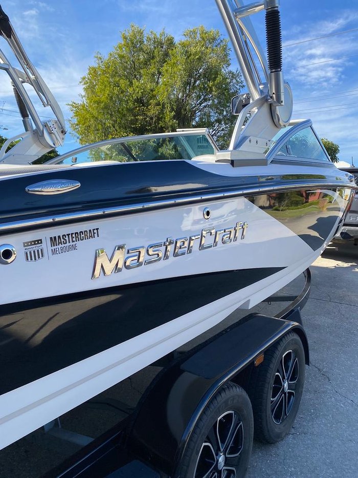 2013 MasterCraft X2