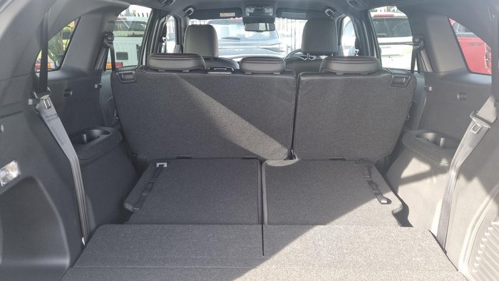 2025 Isuzu MU-X X-TERRAIN MY25.5 4X4 Dual Range Mercury Silver