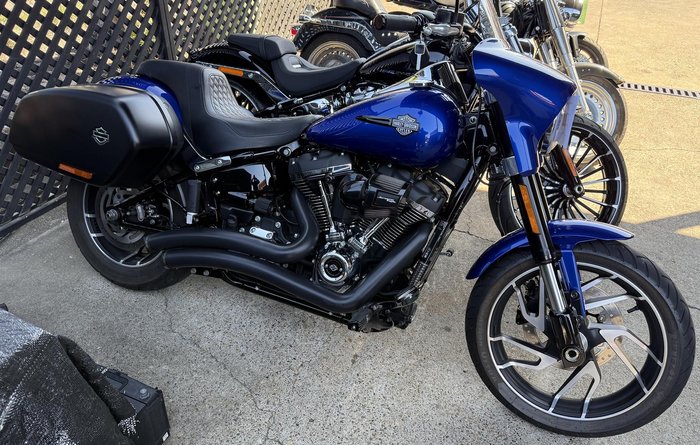 2018 Harley-Davidson Sport Glide 107 (FLSB) Softail Blue