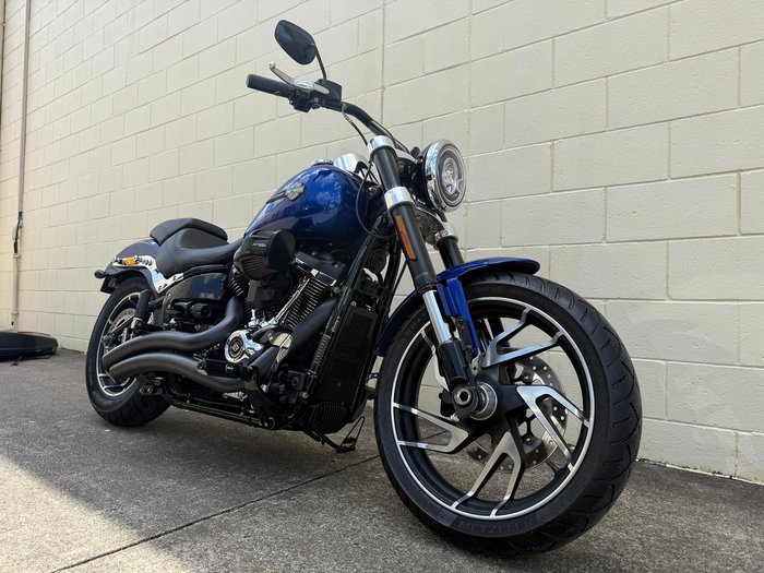2018 Harley-Davidson Sport Glide 107 (FLSB) Softail Blue