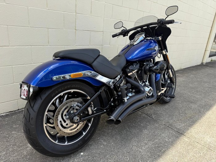 2018 Harley-Davidson Sport Glide 107 (FLSB) Softail Blue