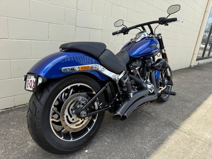 2018 Harley-Davidson Sport Glide 107 (FLSB) Softail Blue
