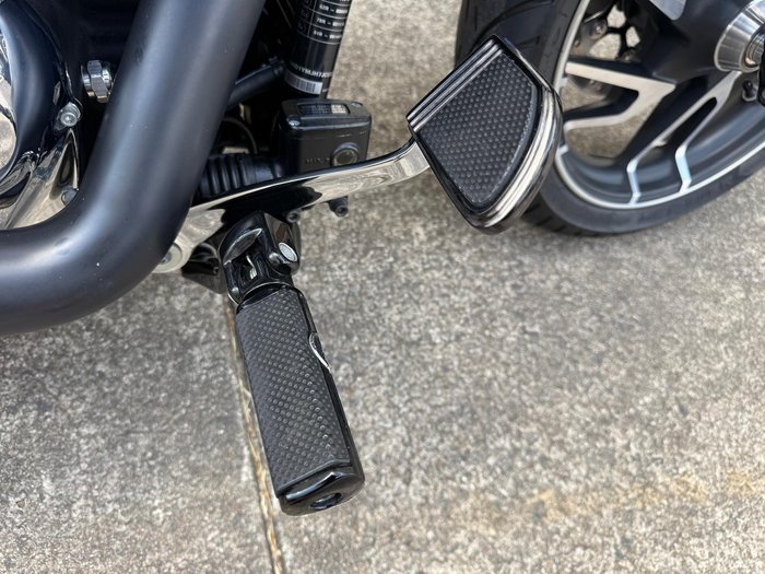 2018 Harley-Davidson Sport Glide 107 (FLSB) Softail Blue