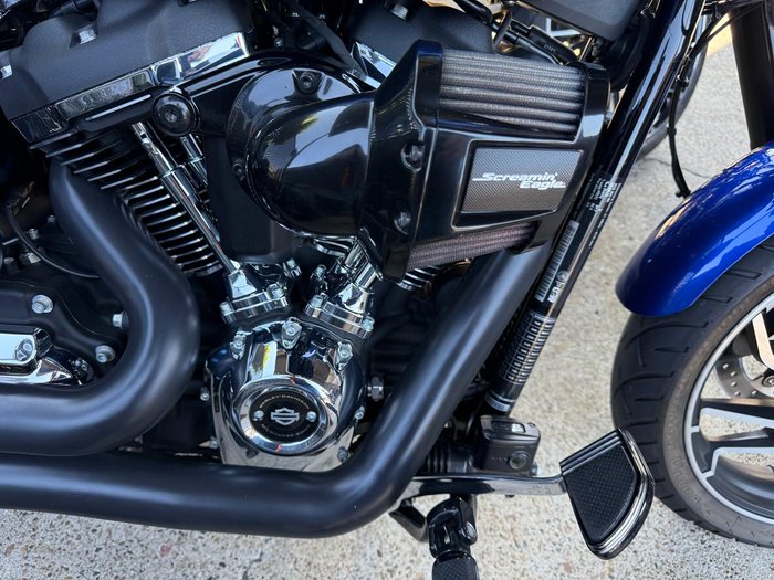 2018 Harley-Davidson Sport Glide 107 (FLSB) Softail Blue