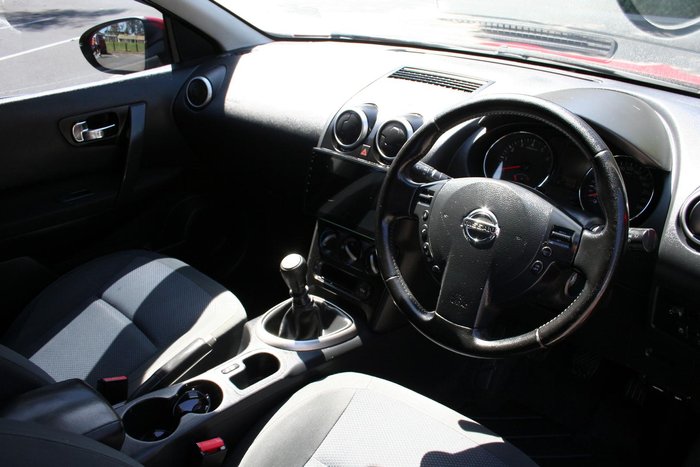 2010 Nissan Dualis ST J10 Series II MY10 Flame Red