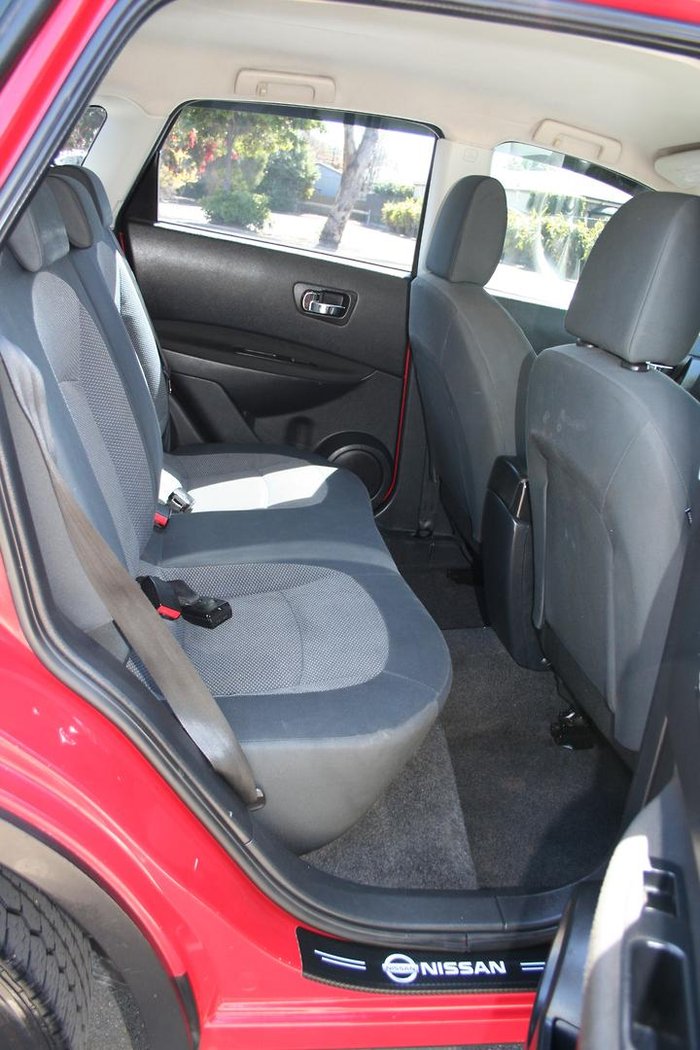 2010 Nissan Dualis ST J10 Series II MY10 Flame Red