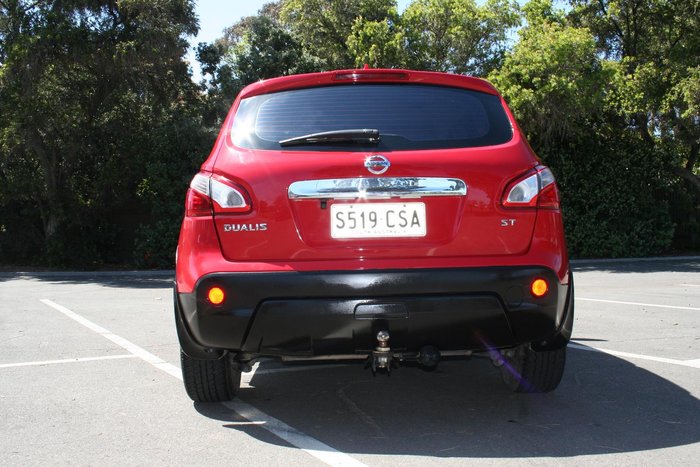2010 Nissan Dualis ST J10 Series II MY10 Flame Red