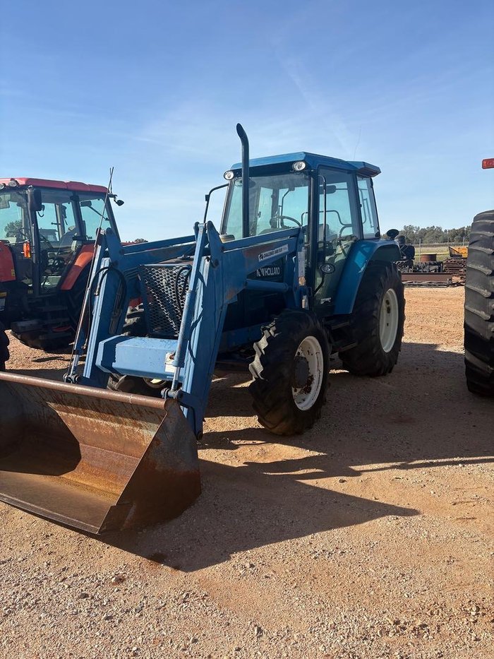 1997 New Holland 6640Sle