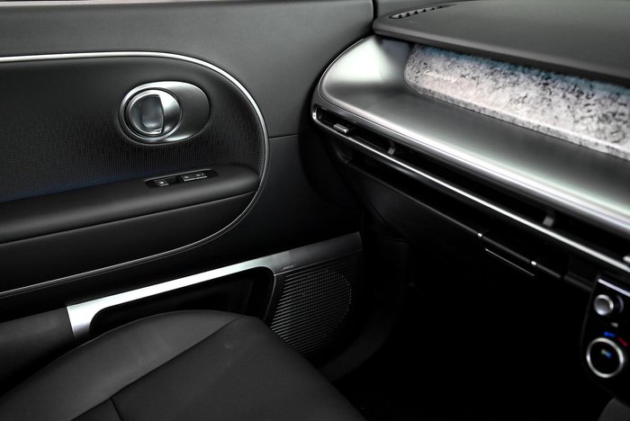 2025 Hyundai IONIQ 9 Calligraphy