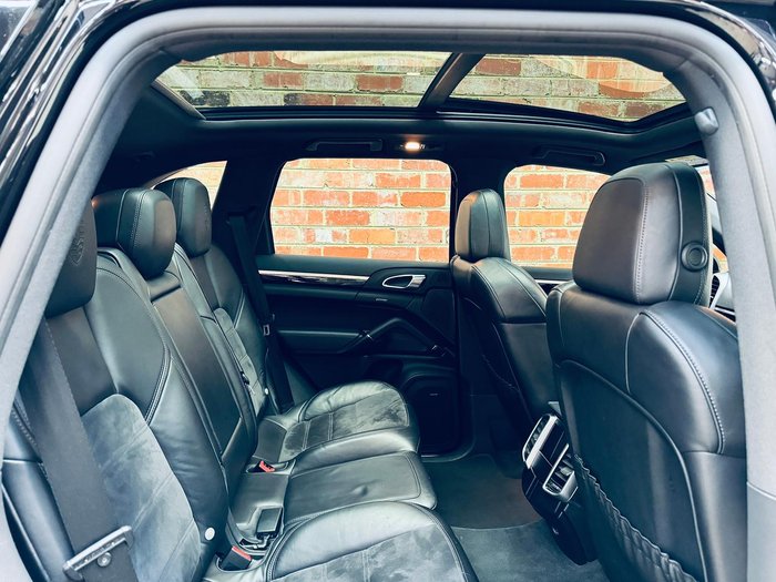 2016 Porsche Cayenne Platinum Edition 92A MY17 4X4 On Demand Black