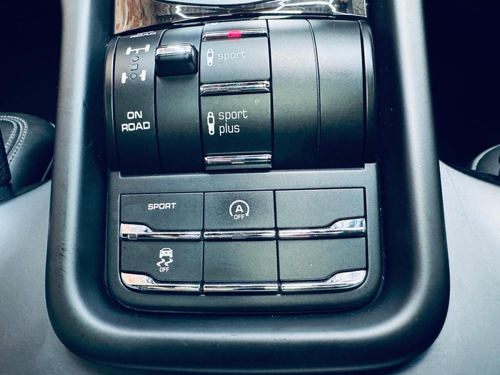 2016 Porsche Cayenne 92A MY17 4X4 On Demand Black