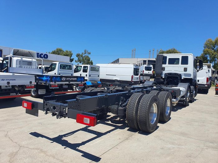 2025 Iveco S-Way AT270