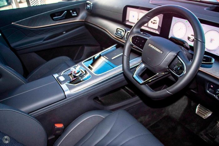 2025 Jaecoo J8 Track