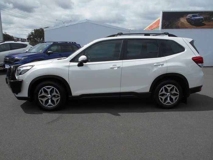 2021 Subaru Forester 2.5i