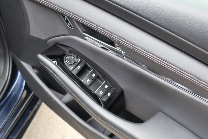 2025 Mazda 3 G20 Touring