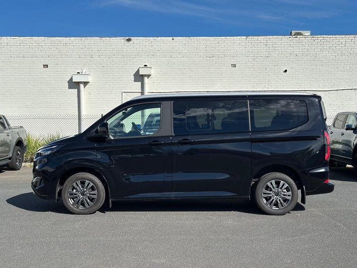 2025 Ford Tourneo Titanium X