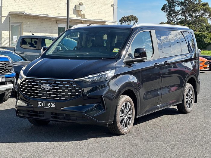 2025 Ford Tourneo Titanium X
