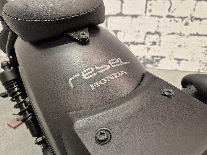 2021 Honda CMX500 CMX Black