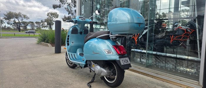 2016 VESPA GTS 300 SUPER SPORT BLUE