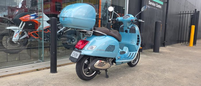 2016 VESPA GTS 300 SUPER SPORT BLUE