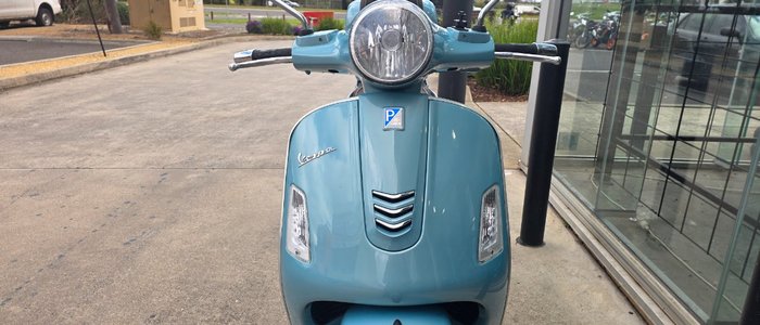 2016 VESPA GTS 300 SUPER SPORT BLUE