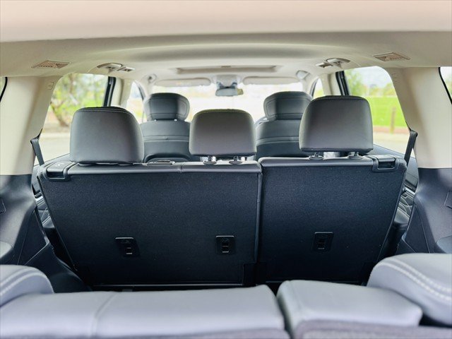 2025 LDV D90 Executive