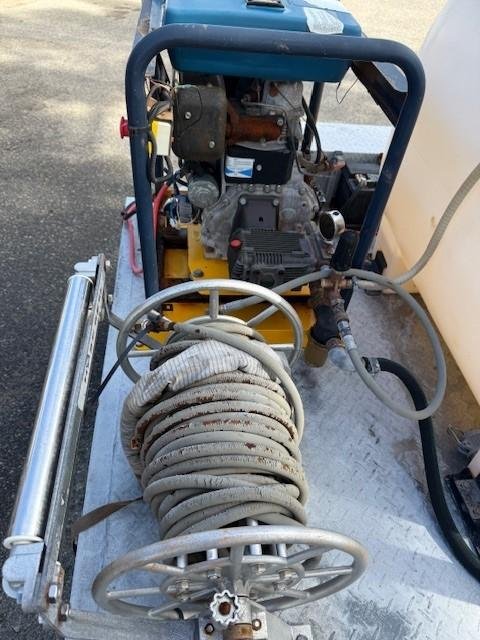 2022 Welding Solutions 1000L Pressure Washer WHITE