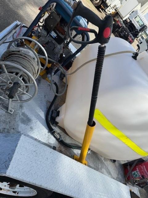 2022 Welding Solutions 1000L Pressure Washer WHITE