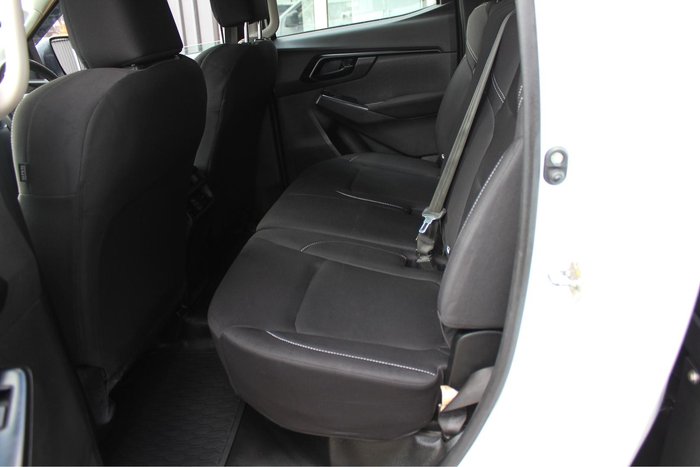 2022 Isuzu D-MAX SX MY22 4X4 Dual Range Mineral White