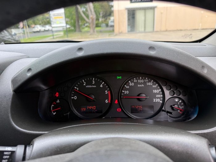 2012 Nissan Navara ST D40 Series 6 4x2 Midnight Black