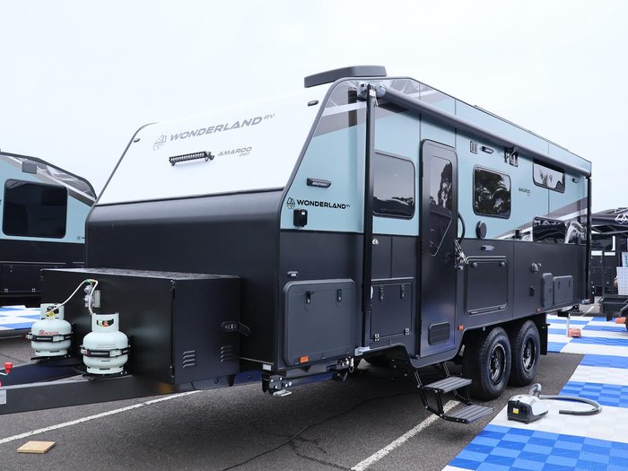 2025 Wonderland RV Amaroo 21Ft Quad Bunk
