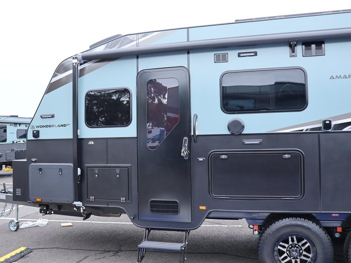 2025 Wonderland RV Amaroo 21Ft Quad Bunk