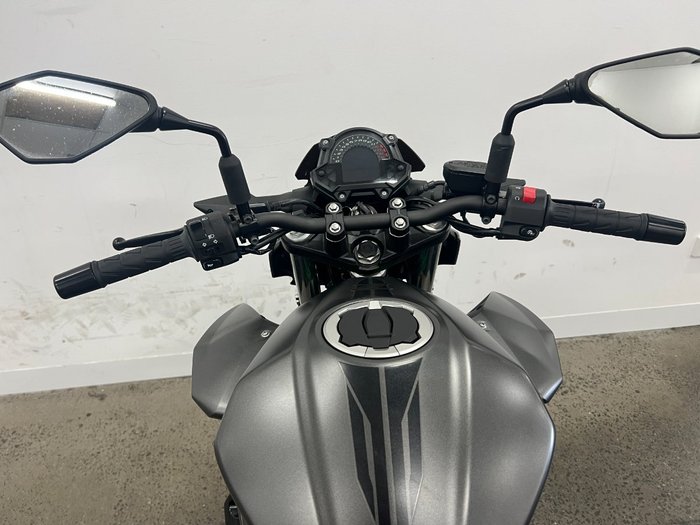 2023 Kawasaki Z400 Black