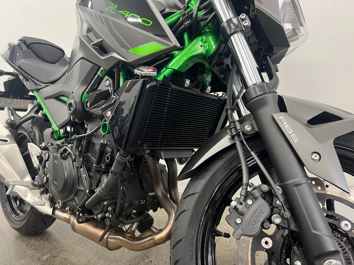 2023 Kawasaki Z400 Black