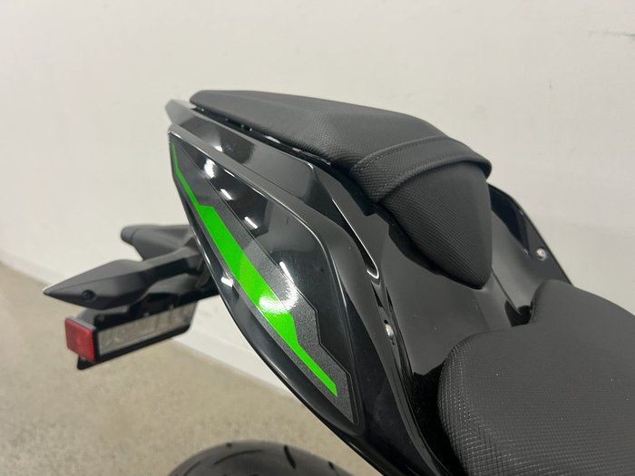 2023 Kawasaki Z400 Black