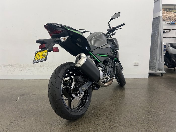 2023 Kawasaki Z400 Black