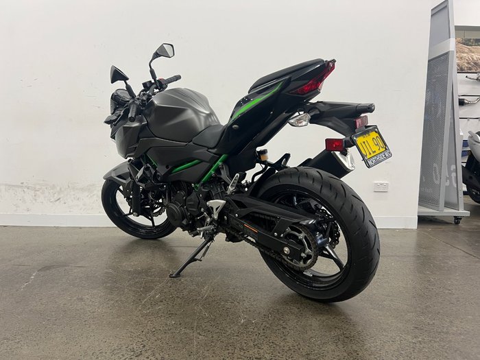 2023 Kawasaki Z400 Black