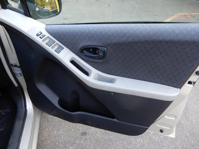 2008 Toyota Yaris YR NCP90R MY09 Gold