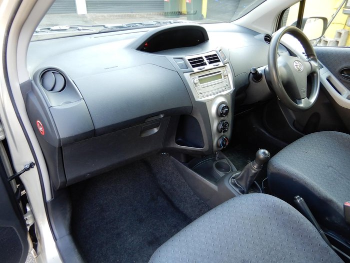 2008 Toyota Yaris YR NCP90R MY09 Gold