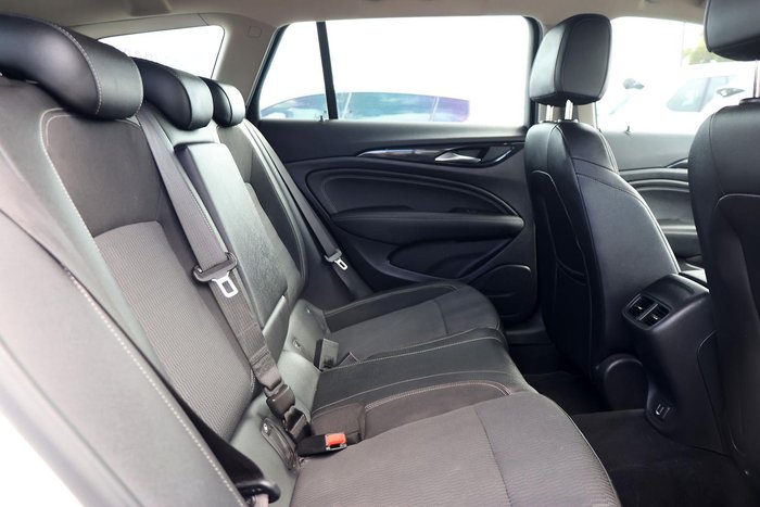 2018 Holden Commodore RS