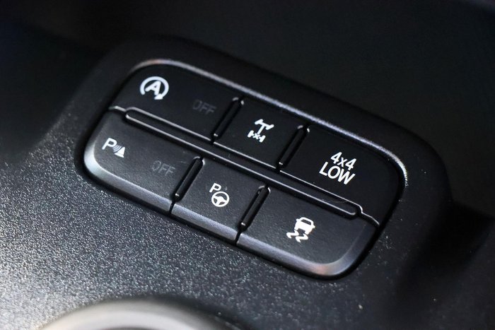 2021 Ford Everest Titanium