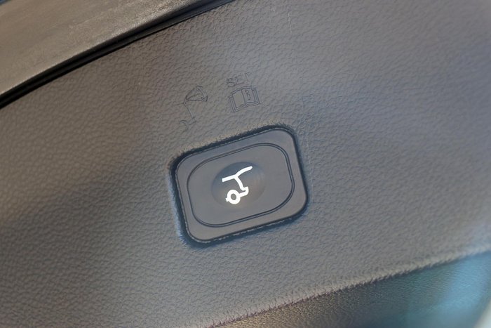 2021 Ford Everest Titanium