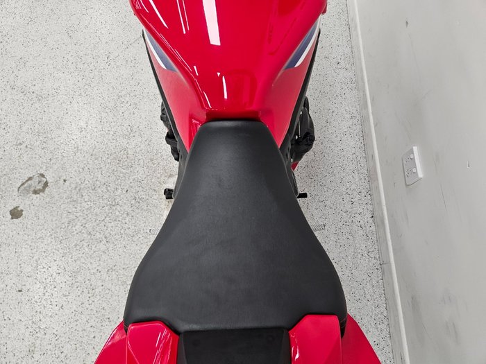 2024 Honda CBR650R Red