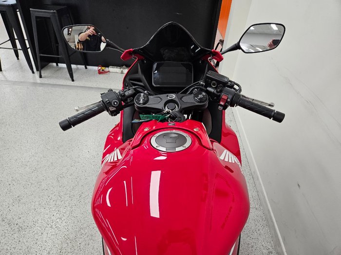 2024 Honda CBR650R Red